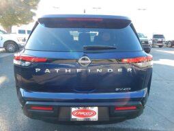 
										2022 Nissan Pathfinder SV Sport Utility 4D full									