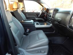 
										2018 Chevrolet Silverado 1500 Crew Cab Z71 LTZ Pickup 4D 5 3/4 ft full									