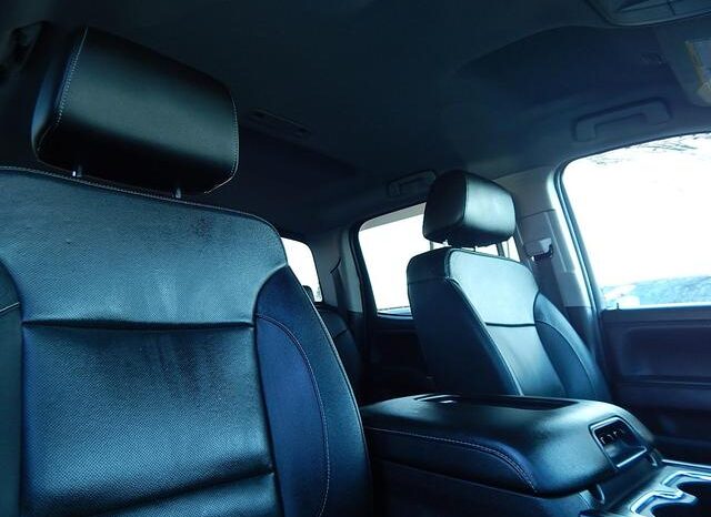 
								2018 Chevrolet Silverado 1500 Crew Cab LTZ Pickup 4D 5 3/4 ft full									