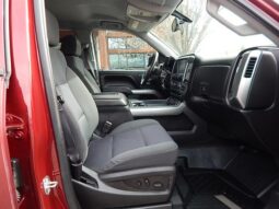 
										2017 Chevrolet Silverado 1500 Crew Cab LT Pickup 4D 5 3/4 ft full									