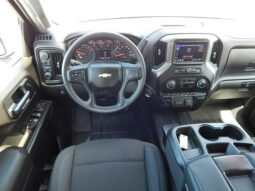 
										2023 Chevrolet Silverado 1500 Crew Cab Custom Pickup 4D 5 3/4 ft full									