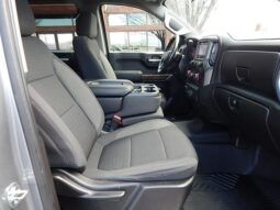 
										2021 Chevrolet Silverado 1500 Crew Cab LT Pickup 4D 5 3/4 ft full									