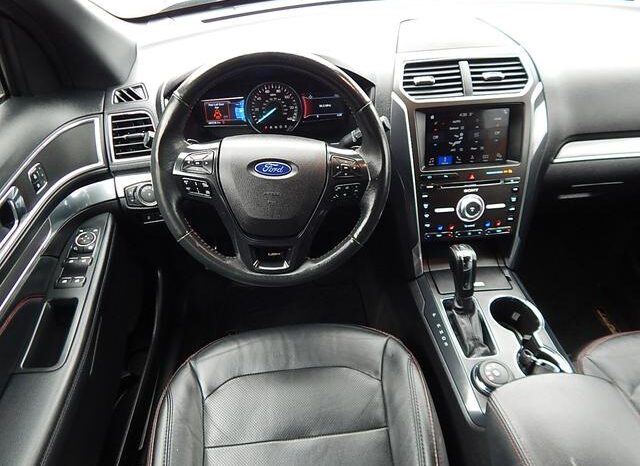 
								2018 Ford Explorer Sport SUV 4D full									