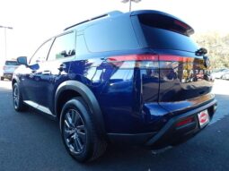 
										2022 Nissan Pathfinder SV Sport Utility 4D full									