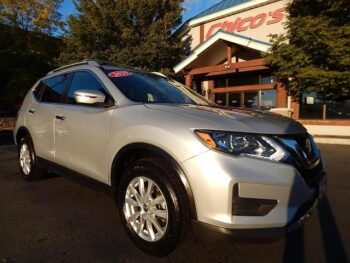 2020 Nissan Rogue SV Sport Utility 4D