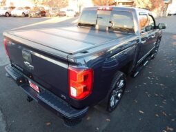 
										2018 Chevrolet Silverado 1500 Crew Cab Z71 LTZ Pickup 4D 5 3/4 ft full									