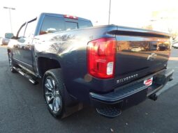 
										2018 Chevrolet Silverado 1500 Crew Cab Z71 LTZ Pickup 4D 5 3/4 ft full									