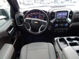 
										2021 Chevrolet Silverado 1500 Crew Cab LT Pickup 4D 5 3/4 ft full									