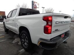 
										2021 Chevrolet Silverado 1500 Crew Cab LT Pickup 4D 5 3/4 ft full									