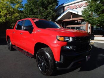 2022 Chevrolet Silverado 1500 Limited Crew Cab Custom Trail Boss Pickup 4D 5 3/4 ft