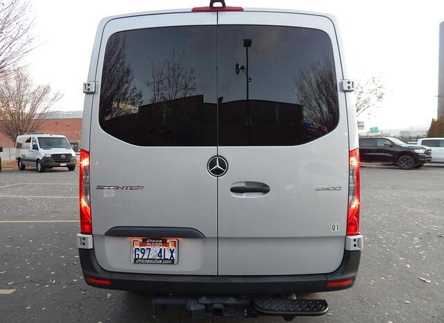 
								2021 Mercedes-Benz Sprinter 2500 Passenger Standard Roof w/144″ WB Van 3D full									