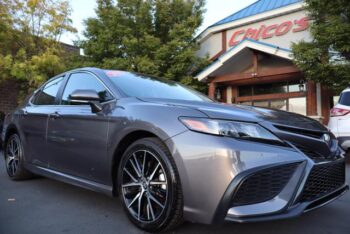 2023 Toyota Camry SE Sedan 4D