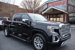 2020 GMC Sierra 1500 Crew Cab Denali Pickup 4D 5 3/4 ft