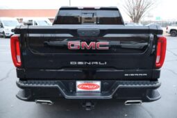 
										2020 GMC Sierra 1500 Crew Cab Denali Pickup 4D 5 3/4 ft full									