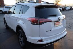 
										2018 Toyota RAV4 XLE Sport Utility 4D full									