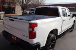 
										2021 Chevrolet Silverado 1500 Crew Cab Custom Trail Boss Pickup 4D 5 3/4 ft full									