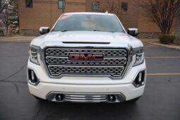 
										2020 GMC Sierra 1500 Crew Cab Denali Pickup 4D 6 1/2 ft full									