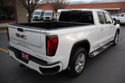 
										2020 GMC Sierra 1500 Crew Cab Denali Pickup 4D 6 1/2 ft full									