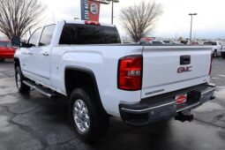 
										2015 GMC Sierra 2500 HD Crew Cab SLT Pickup 4D 6 1/2 ft full									