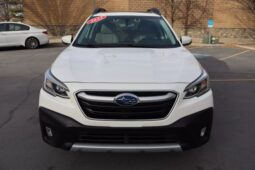 
										2022 Subaru Outback Limited Wagon 4D full									