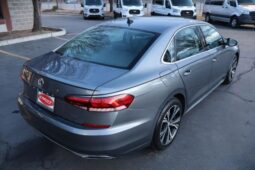 
										2021 Volkswagen Passat SE Sedan 4D full									