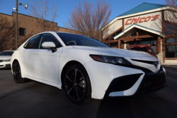 2024 Toyota Camry SE Sedan 4D