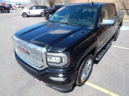 
										2017 GMC Sierra 1500 Crew Cab Denali Pickup 4D 5 3/4 ft full									