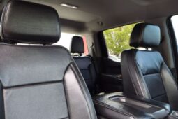 
										2022 Chevrolet Silverado 1500 Limited Crew Cab Custom Pickup 4D 5 3/4 ft full									