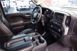 
										2022 Chevrolet Silverado 1500 Limited Crew Cab Custom Pickup 4D 5 3/4 ft full									