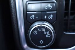 
										2021 Chevrolet Silverado 1500 Crew Cab RST Pickup 4D 5 3/4 ft full									