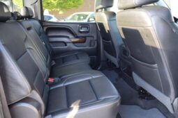 
										2017 GMC Sierra 1500 Crew Cab SLT Pickup 4D 5 3/4 ft full									