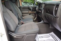 
										2019 Chevrolet Silverado 1500 Crew Cab LT Pickup 4D 5 3/4 ft full									
