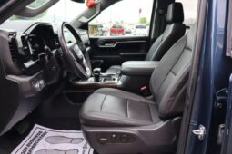 
										2023 GMC Sierra 1500 Crew Cab SLT Pickup 4D 5 3/4 ft full									