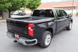 
										2021 Chevrolet Silverado 1500 Crew Cab LTZ Pickup 4D 5 3/4 ft full									