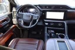 
										2022 GMC Sierra 1500 Crew Cab Denali Ultimate Pickup 4D 5 3/4 ft full									