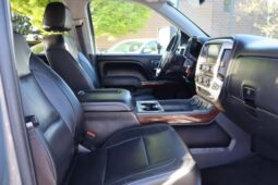 
										2017 GMC Sierra 1500 Crew Cab SLT Pickup 4D 5 3/4 ft full									