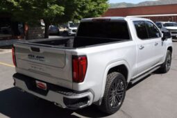 
										2022 GMC Sierra 1500 Crew Cab Denali Ultimate Pickup 4D 5 3/4 ft full									