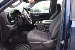 
										2022 Chevrolet Silverado 1500 Crew Cab LT Pickup 4D 5 3/4 ft full									