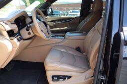 
										2018 Cadillac Escalade Platinum Sport Utility 4D full									