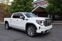 2022 GMC Sierra 1500 Crew Cab Denali Pickup 4D 5 3/4 ft