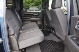 
										2022 Chevrolet Silverado 1500 Crew Cab LT Pickup 4D 5 3/4 ft full									