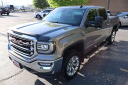 
										2017 GMC Sierra 1500 Crew Cab SLT Pickup 4D 5 3/4 ft full									