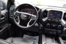 
										2021 Chevrolet Silverado 1500 Crew Cab LTZ Pickup 4D 5 3/4 ft full									