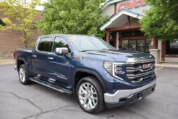 2023 GMC Sierra 1500 Crew Cab SLT Pickup 4D 5 3/4 ft