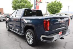 
										2023 GMC Sierra 1500 Crew Cab SLT Pickup 4D 5 3/4 ft full									
