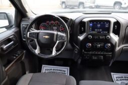 
										2019 Chevrolet Silverado 1500 Crew Cab LT Pickup 4D 5 3/4 ft full									