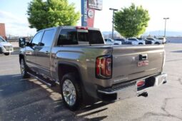
										2017 GMC Sierra 1500 Crew Cab SLT Pickup 4D 5 3/4 ft full									