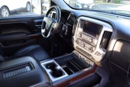 
										2017 GMC Sierra 1500 Crew Cab SLT Pickup 4D 5 3/4 ft full									
