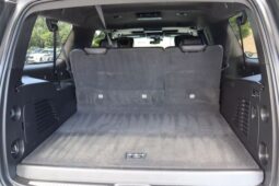 
										2019 Cadillac Escalade ESV Platinum Sport Utility 4D full									