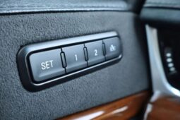 
										2018 Cadillac Escalade Luxury Sport Utility 4D full									